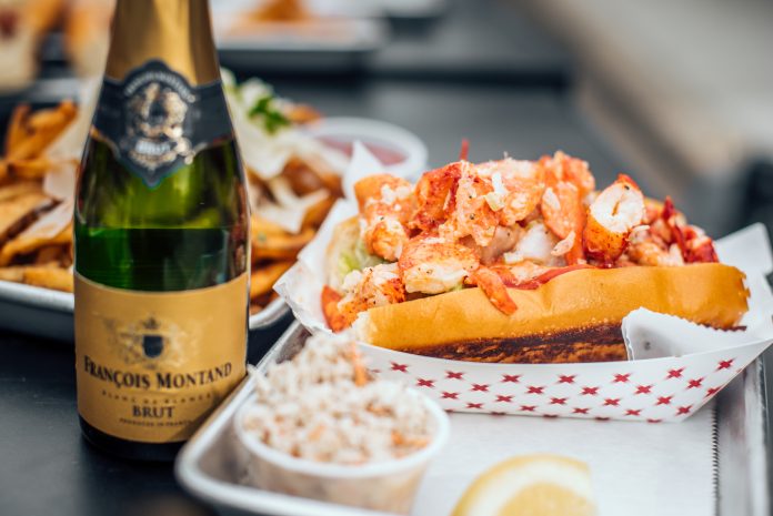 Haute Dogs, Arlington VA lobster roll