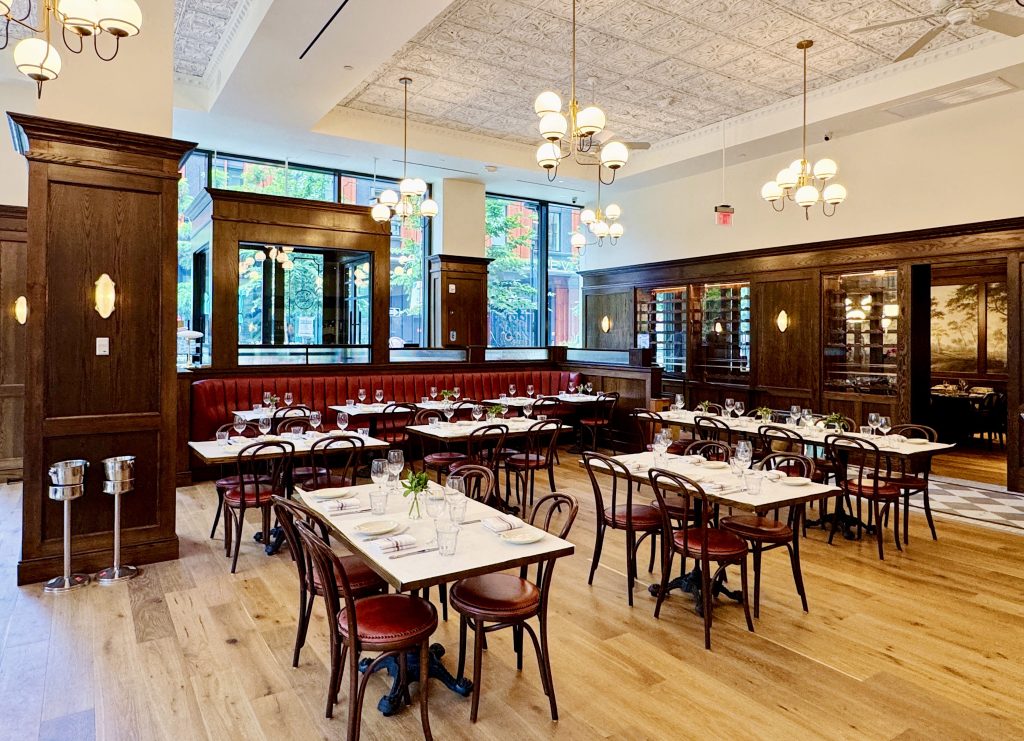Bar Colline Arlington