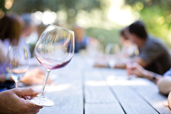 wine clubs