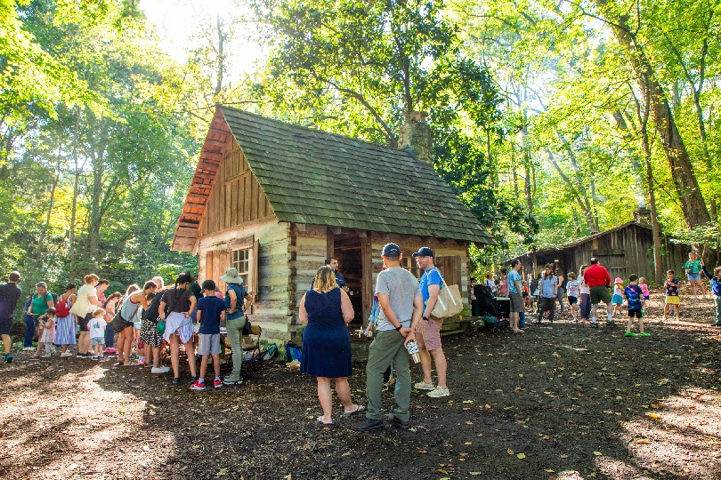 Arlington_Walker_Log_House