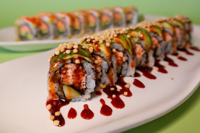 Neko_Panchi_Kamikaze_Signature_Roll