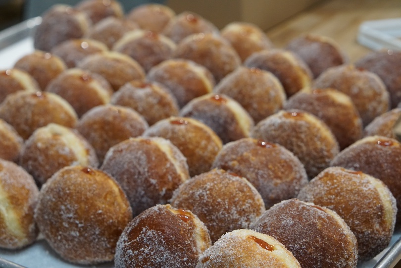 Sunday_Morning_Bakehouse_sufganiyot