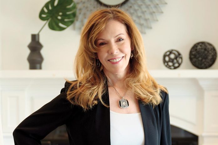 Sarah-Picot-ARL0526-Faces_Shannon-Ayres