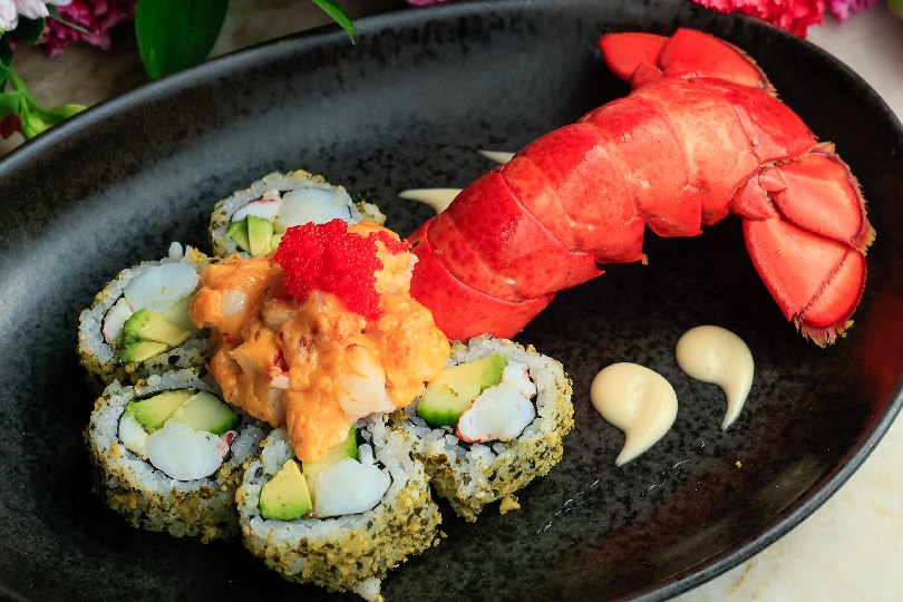 Yume_Sushi_Lobster_Volcano_Roll