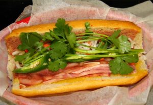 nhu lan banh mi