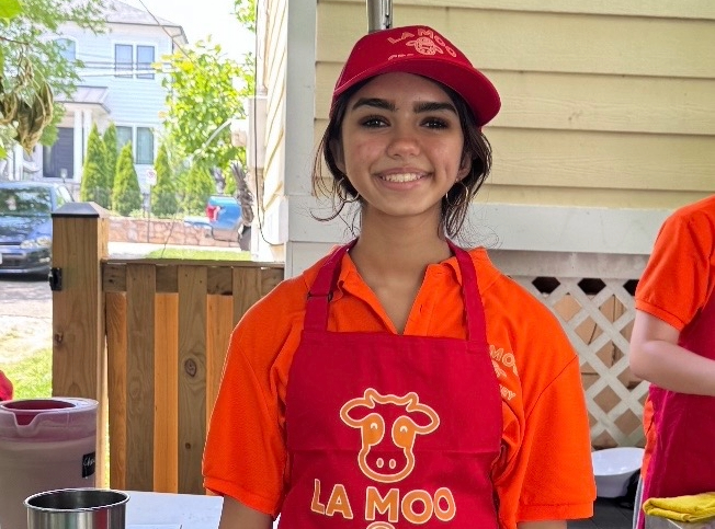 Arlington Teen Builds Website to Support Local Restaurateurs