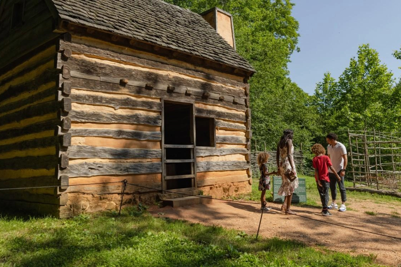 Mount_Vernon_slave_house